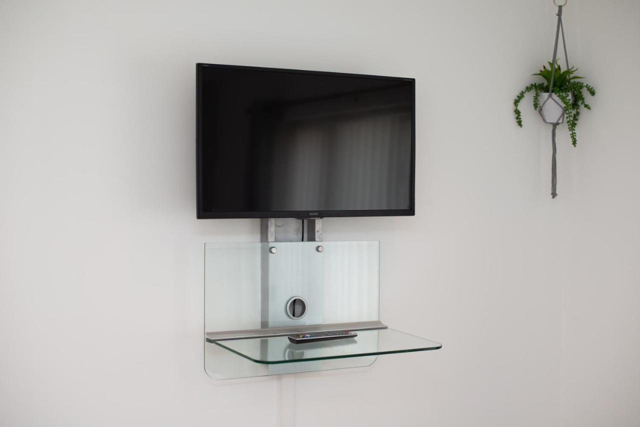 Pleasant In - Tv In Every Bedroom!