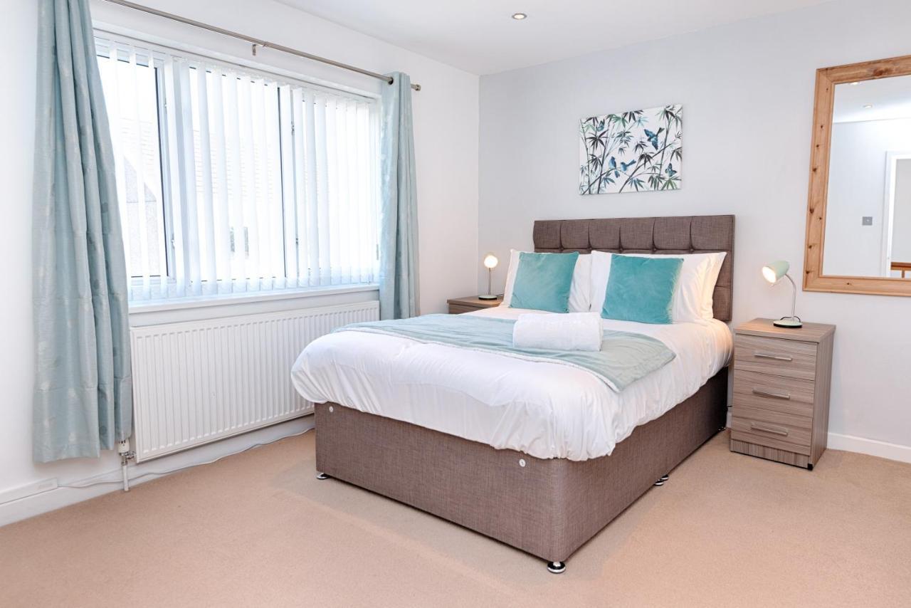 Pleasant In - Tv In Every Bedroom! Holiday home *